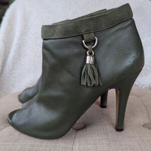 Vince Camuto Olive Green Peep Toe Heels/Booties - Size 7.5